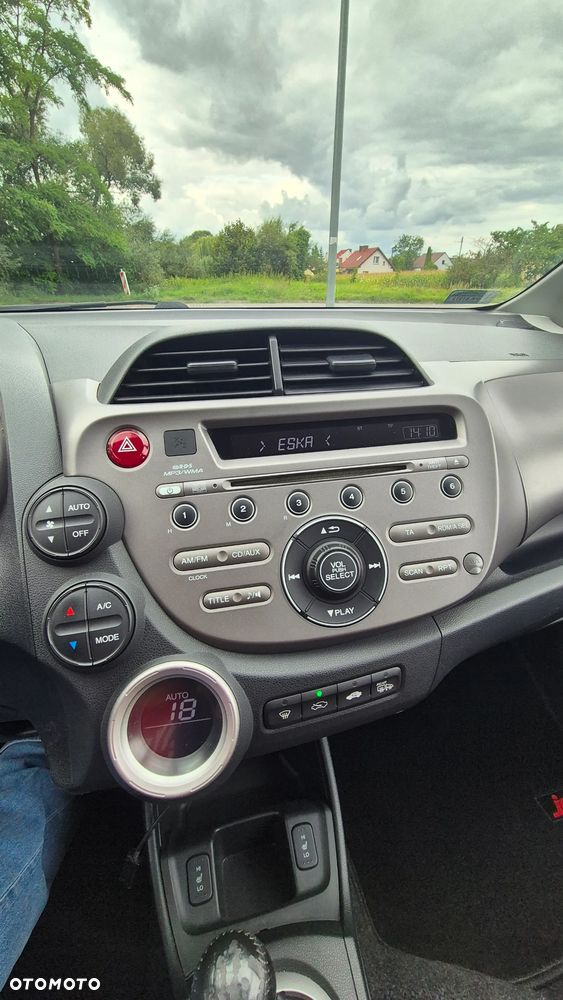Honda Jazz 1.4 Executive - 14