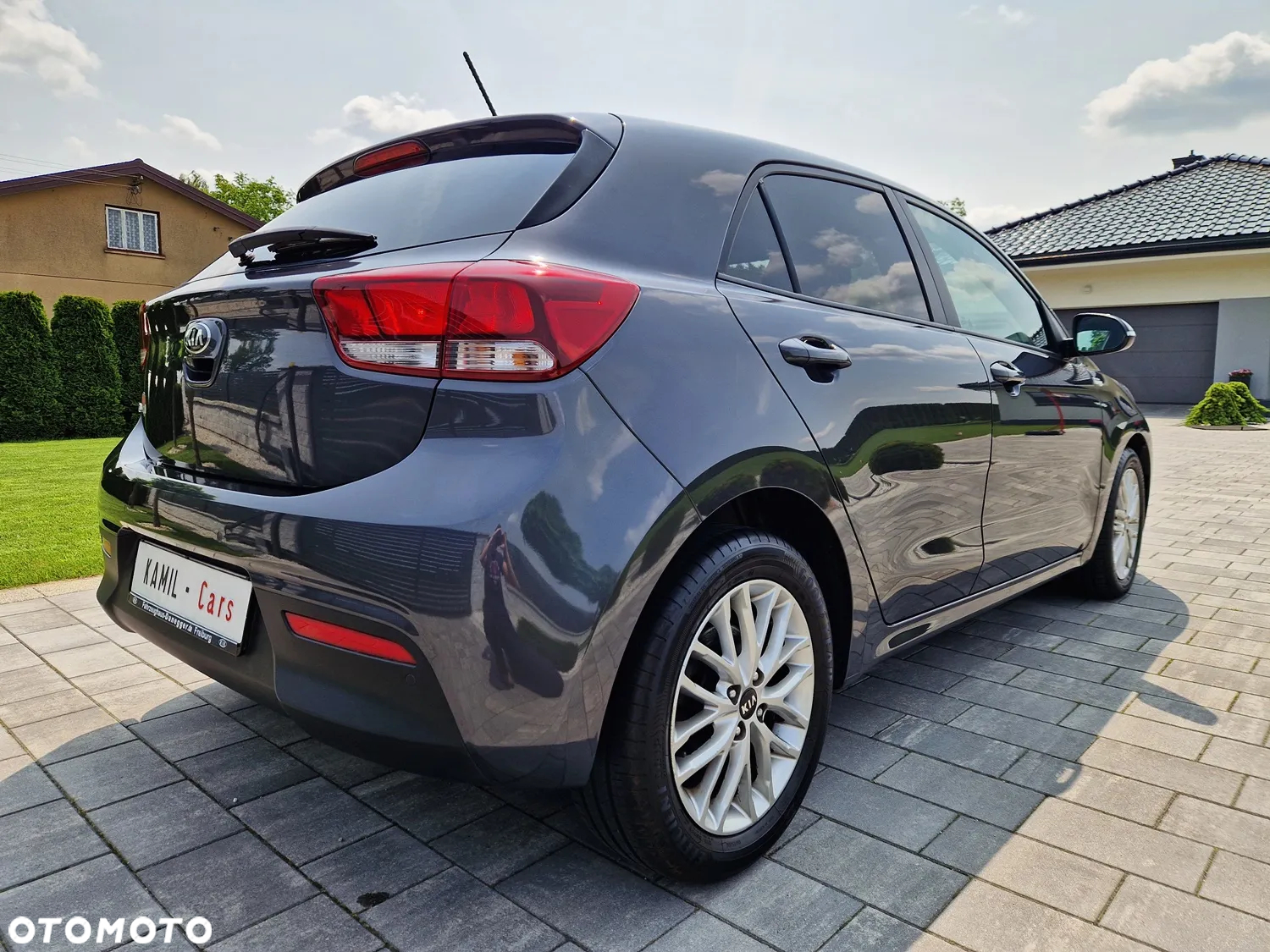 Kia Rio 1.4 Dream-Team Edition - 11