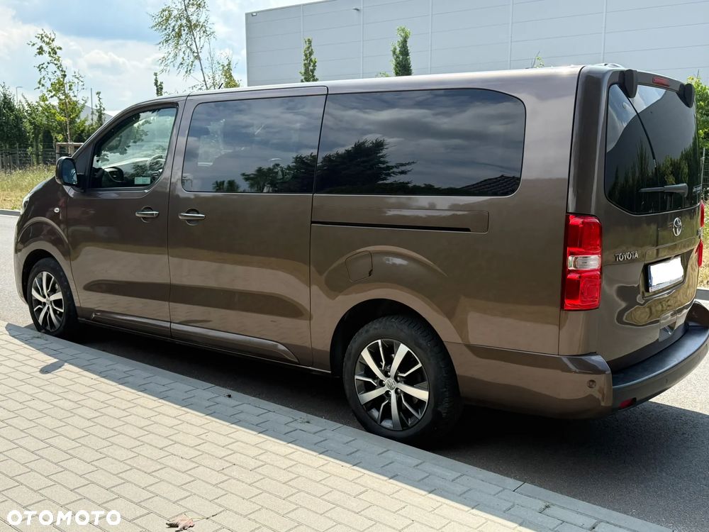 Toyota ProAce Kombi D-4D Long 2,8t - 4