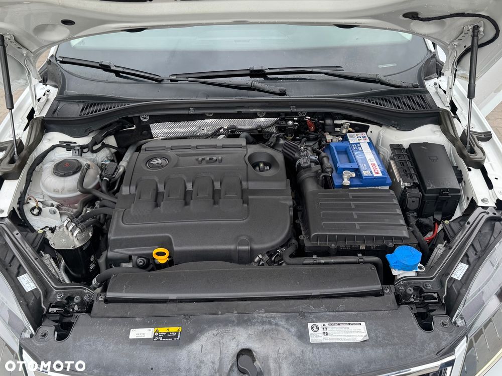 Skoda Superb 1.6 TDI GreenLine - 16