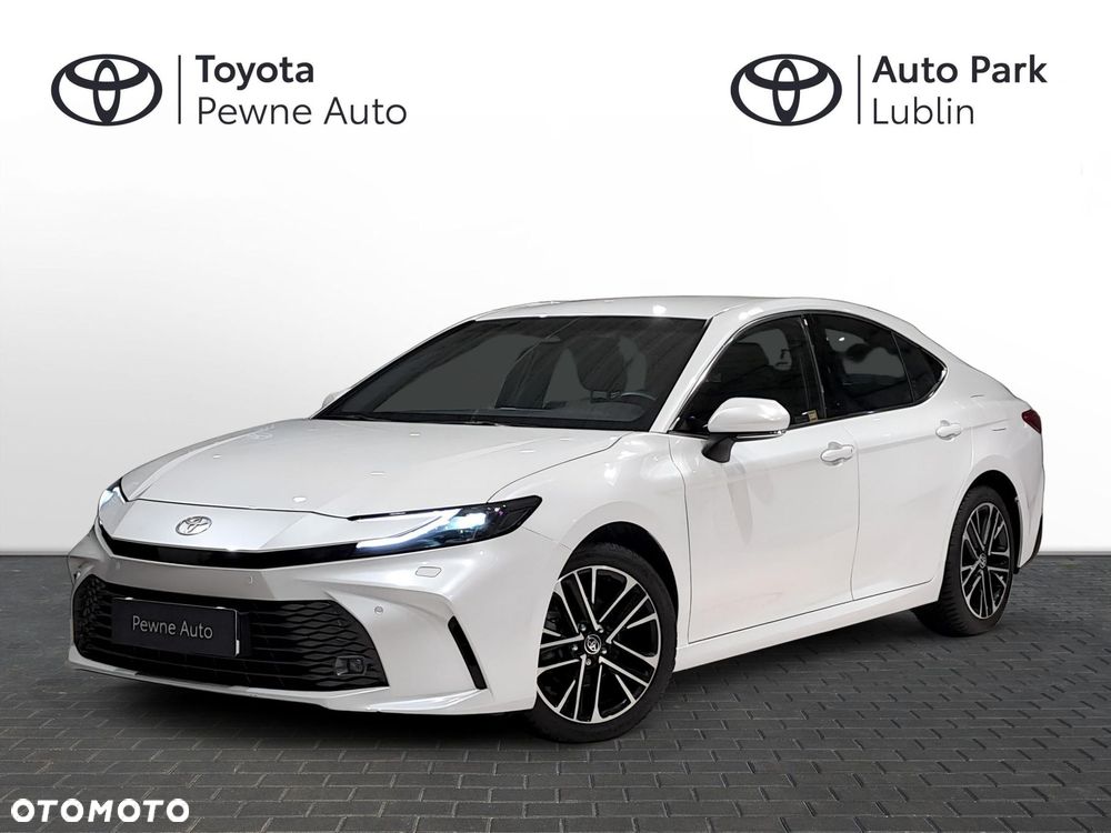 Toyota Camry - 1