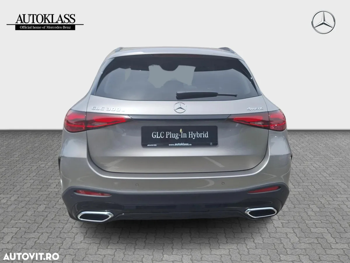 Mercedes-Benz GLC 300 e 4MATIC - 4