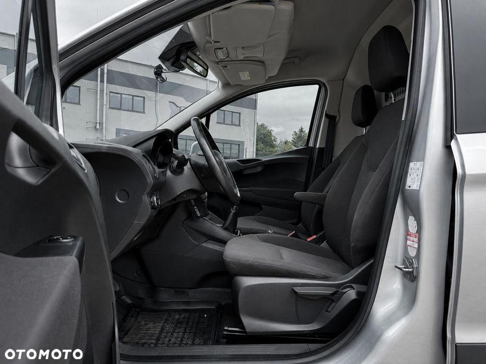 Ford TRANSIT COURIER - 13