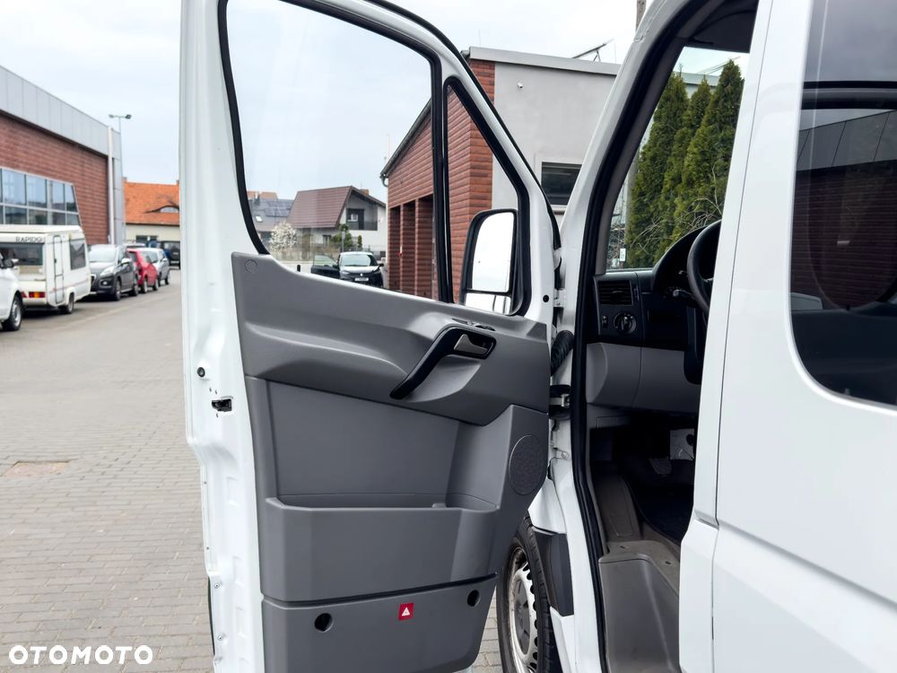 Mercedes-Benz SPRINTER - 23