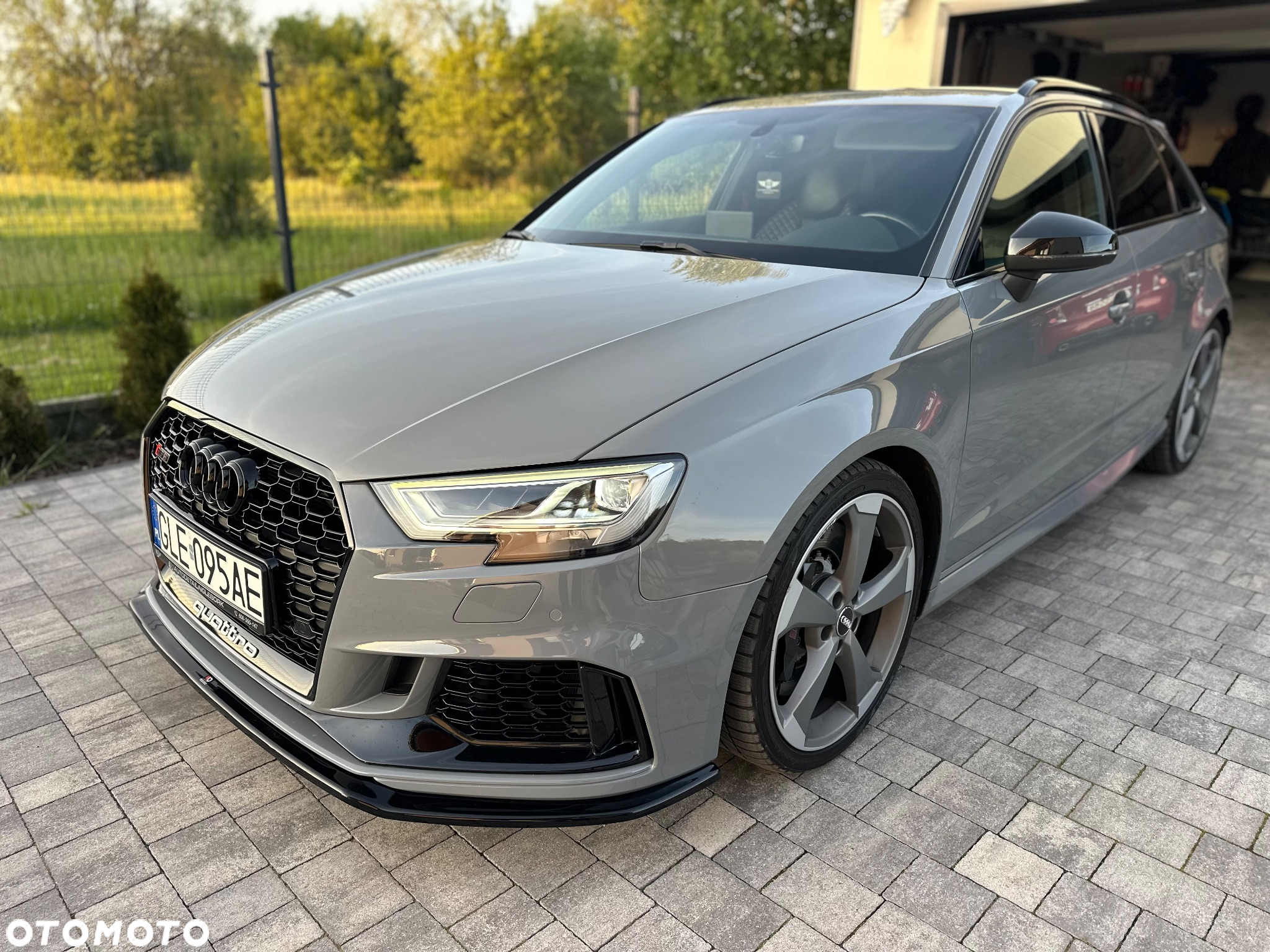 Audi RS3 Sportback 2.5 TFSI Quattro S tronic - 4