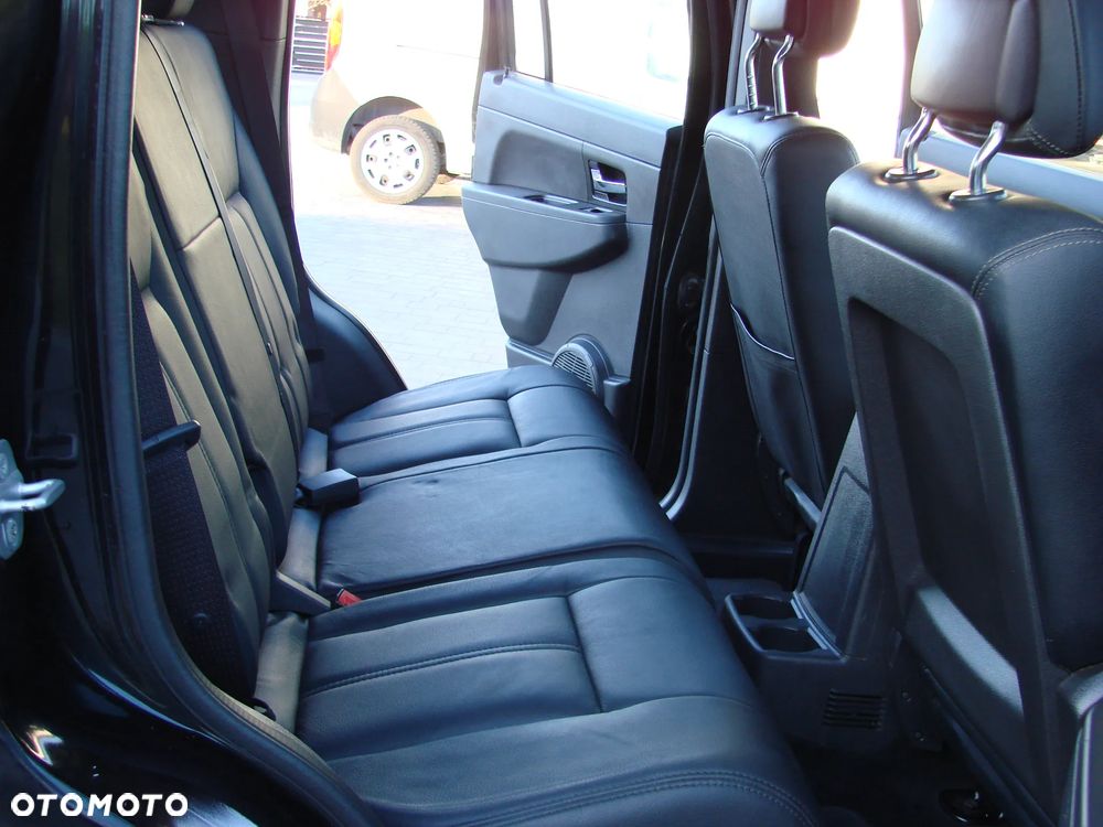 Jeep Cherokee - 24