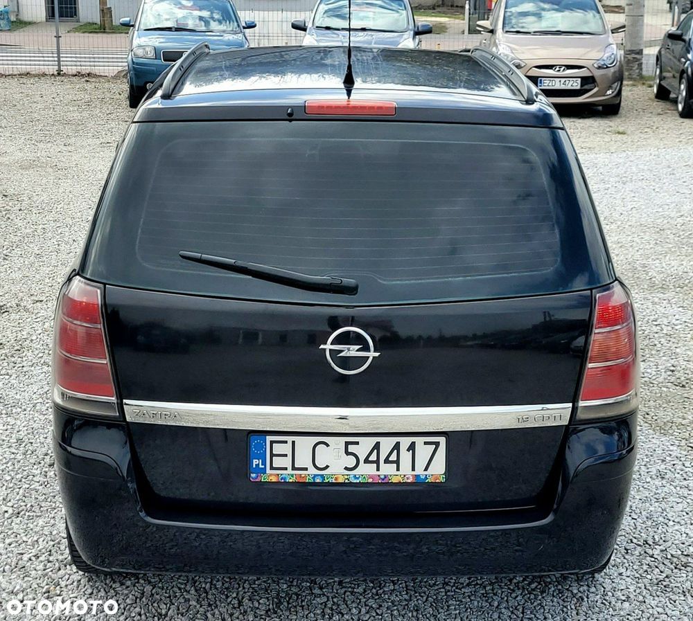 Opel Zafira 1.9 CDTI Essentia - 25