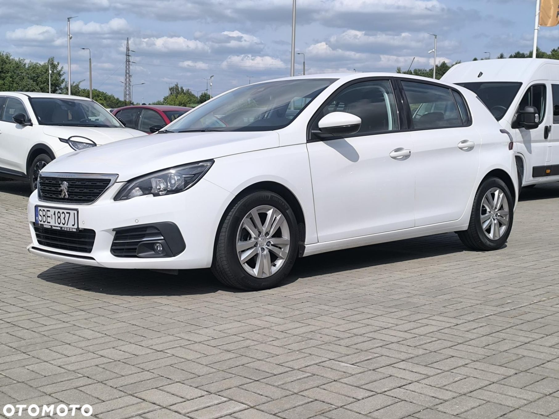Peugeot 308 1.2 PureTech GPF Allure S&S EAT8 - 1