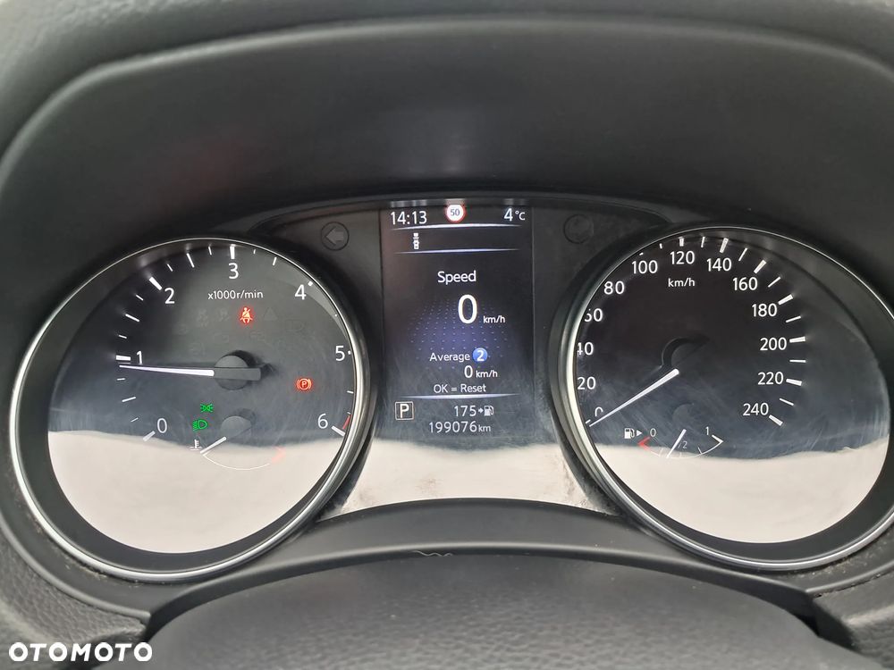 Nissan Qashqai - 22