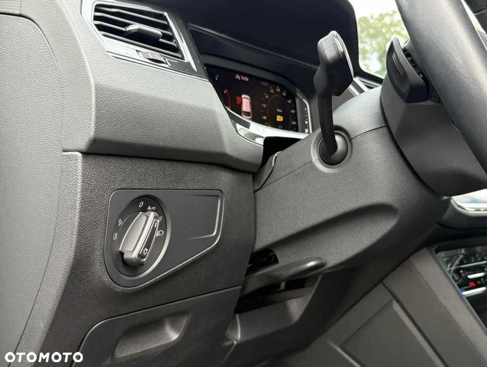 Volkswagen Tiguan 1.5 TSI EVO Elegance DSG - 11