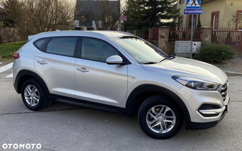 Hyundai Tucson blue 1.7 CRDi 2WD Style - 13