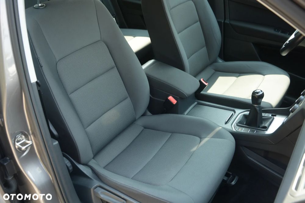 Volkswagen Golf Sportsvan 1.6 TDI BlueMotion Comfortline - 16