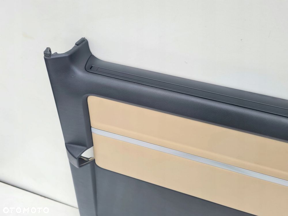 VW T5 MULTIVAN HIGHLINE tapicerka drzwi przesuwnych PRAWA 7E5867028 - 2