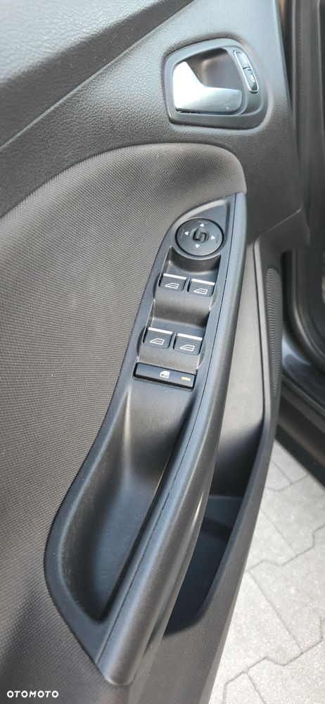 Ford Focus 1.6 Gold X - 25