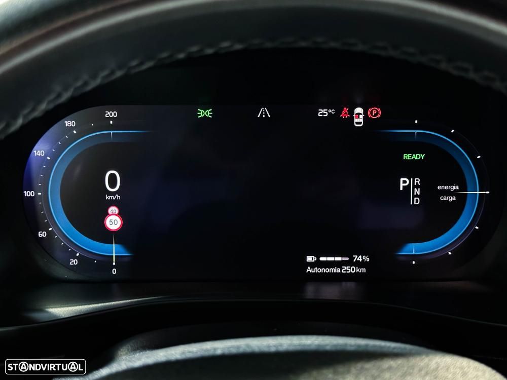 Volvo XC 40 Recharge 69 kWh Single Motor Plus - 40