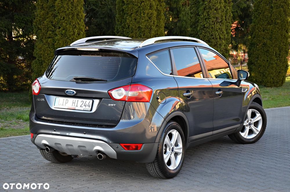 Ford Kuga 2.5 4x4 Trend - 4