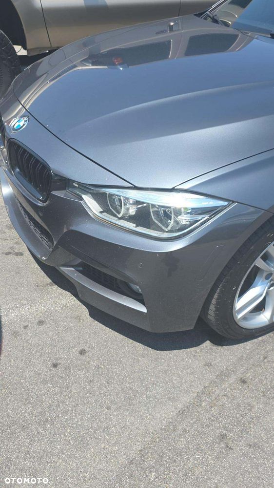 BMW Seria 3 340i xDrive M Sport - 15