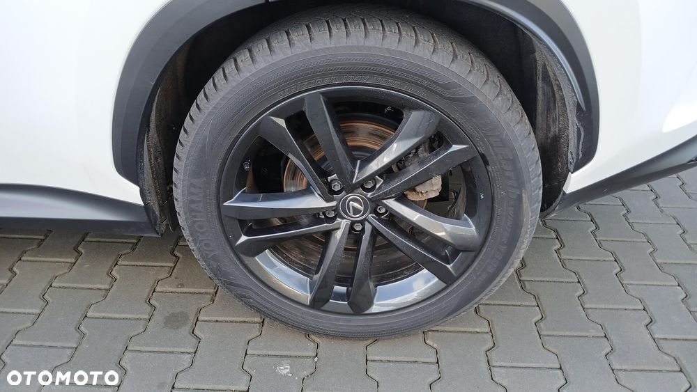 Lexus NX - 25