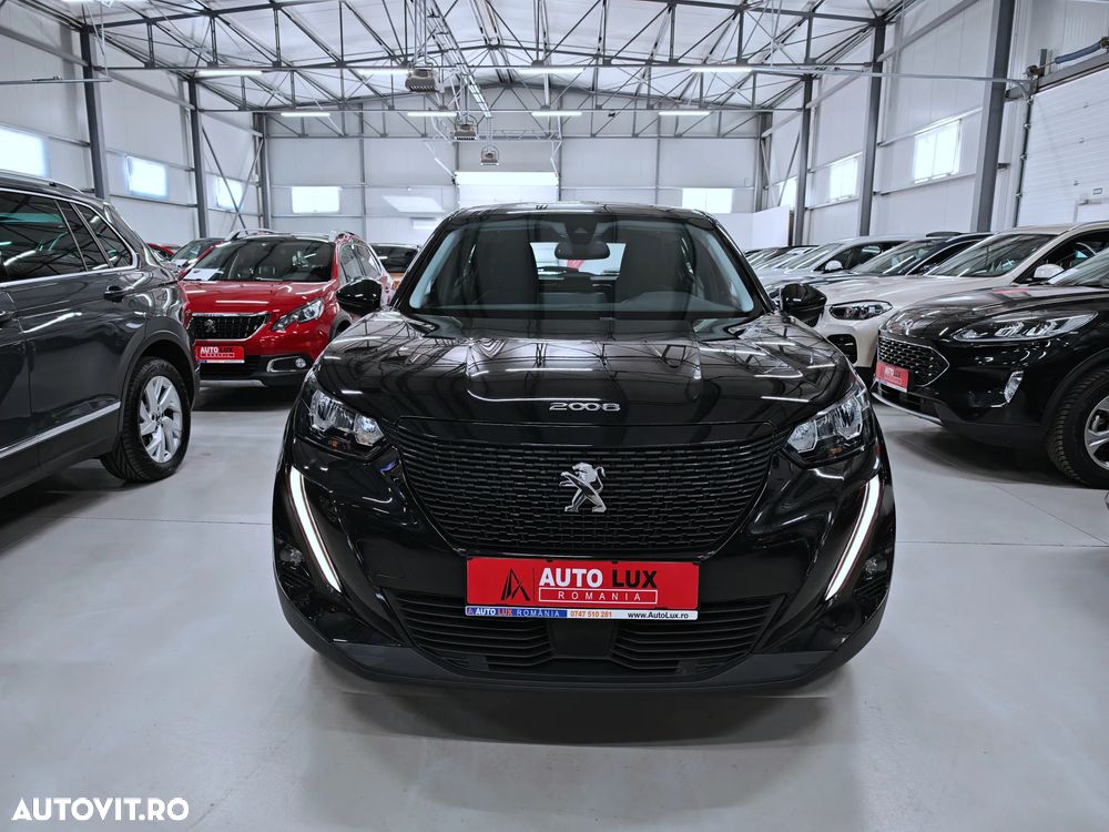 Peugeot 2008 PureTech 130 Stop&Start EAT6 Allure - 3