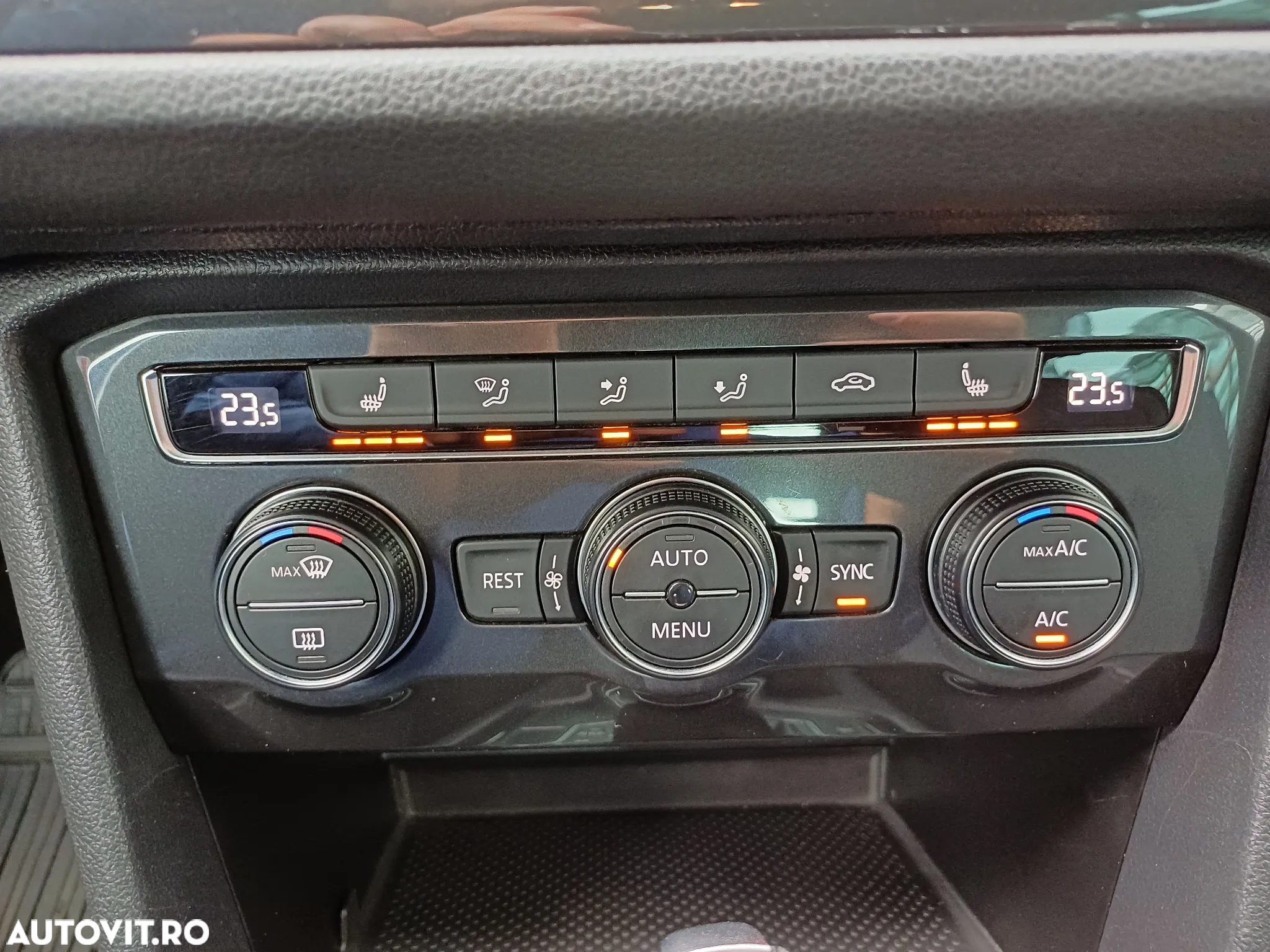 Volkswagen Tiguan 1.5 TSI ACT DSG Comfortline - 16