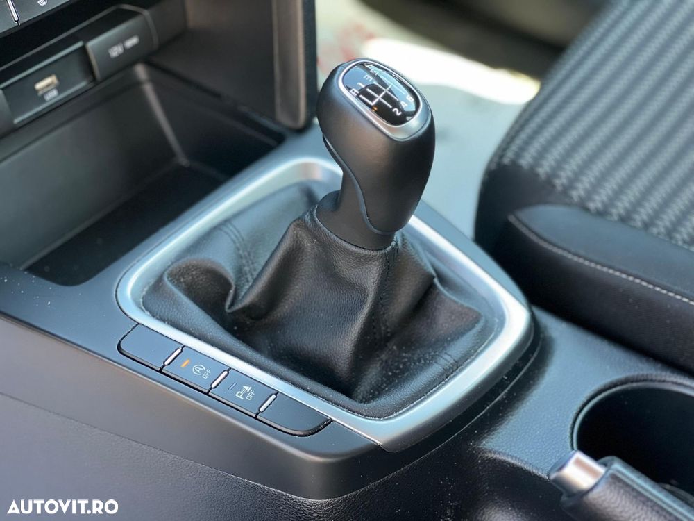 Kia XCeed 1.5 T-GDI 6MT Style - 12