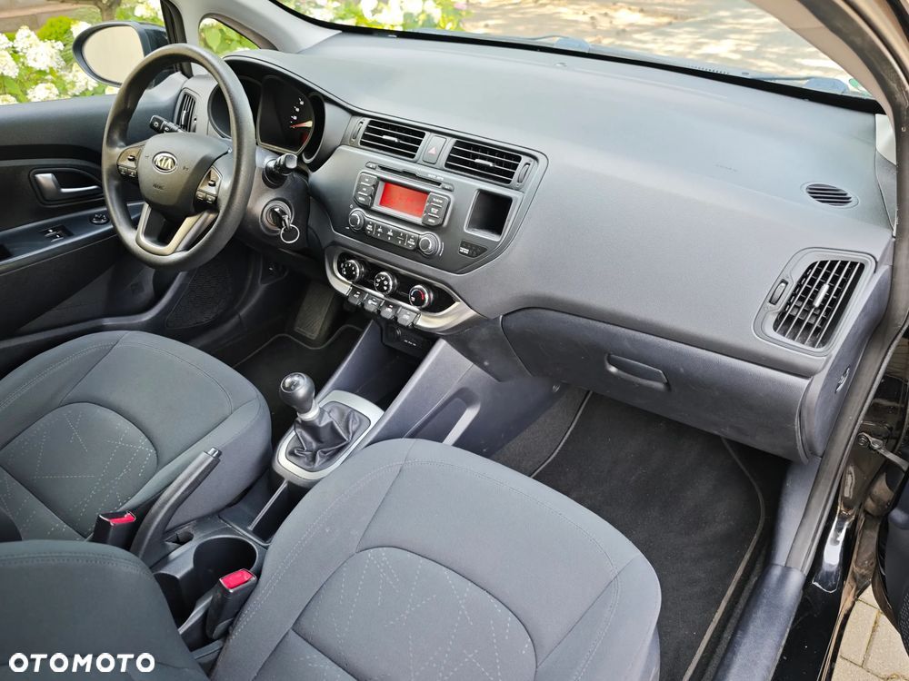 Kia Rio 1.4 Spirit - 25