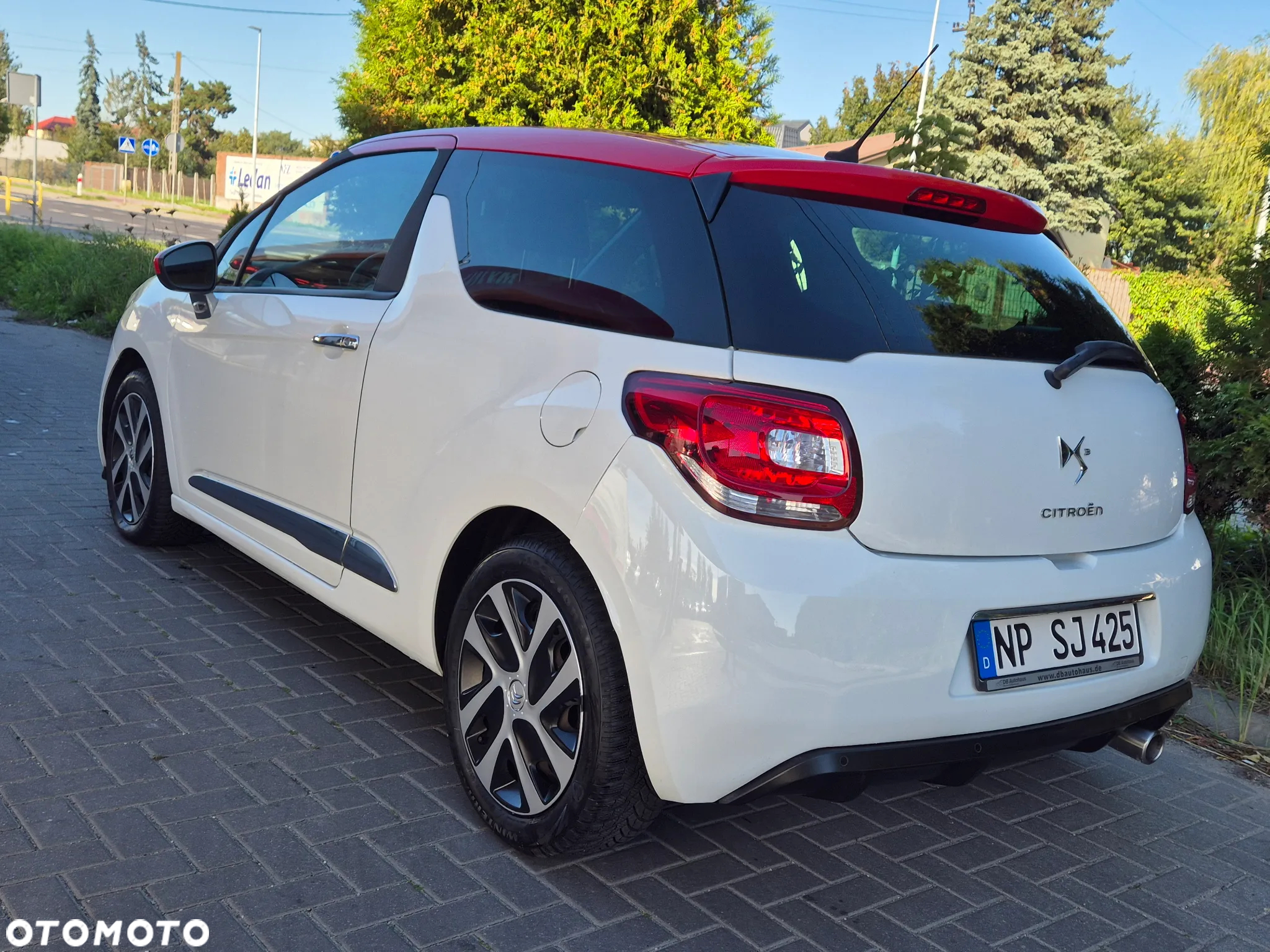 Citroën DS3 1.6 HDi SoChic - 10