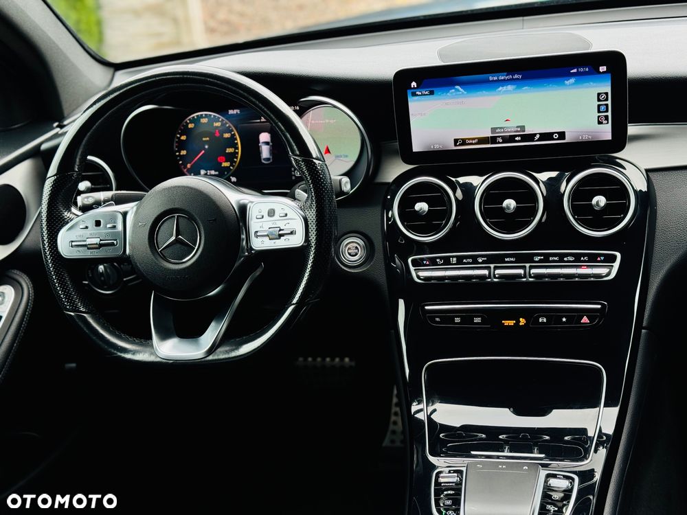 Mercedes-Benz GLC 300 d 4Matic 9G-TRONIC AMG Line Plus - 12
