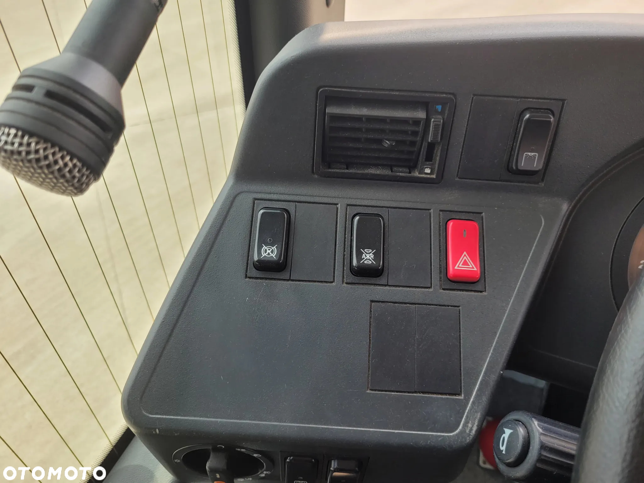 MAN LION'S CITY / CNG / RETARDER / EURO 6 / 2x KLIMA - 18