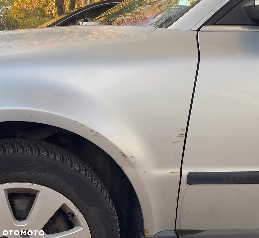 Volkswagen Passat 1.9 TDI Comfortline Family - 8