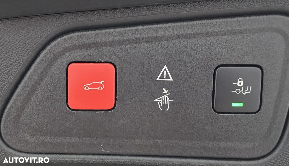 Peugeot 3008 PureTech 130 Stop & Start GPF EAT8 Allure - 20