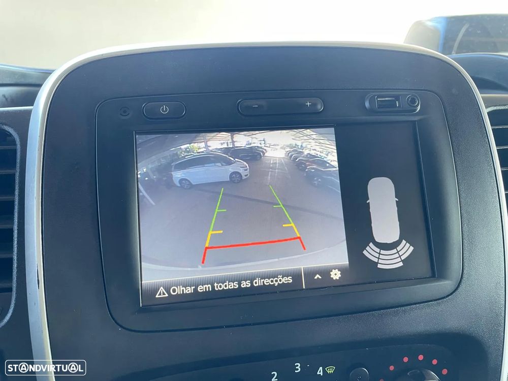 Renault Trafic L2H1 2.0 DCI Grand Confort - 12