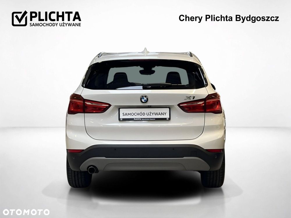 BMW X1 xDrive18d Sport Line - 5