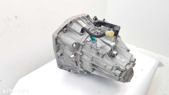 Cutie de viteze manuala Dacia Duster 1.5 DCI; 6 Trepte; 2x4; TL4 B 043 - 1