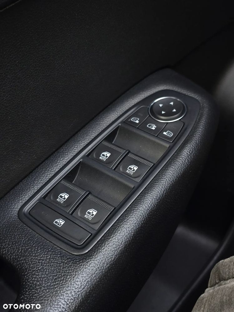 Renault Arkana E-TECH Full 145 E-TECH engineerd - 33