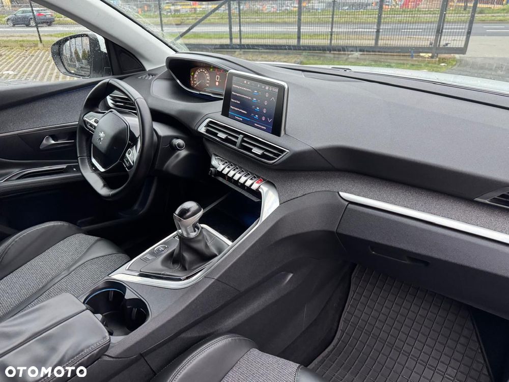 Peugeot 3008 HDi FAP 150 Premium - 20