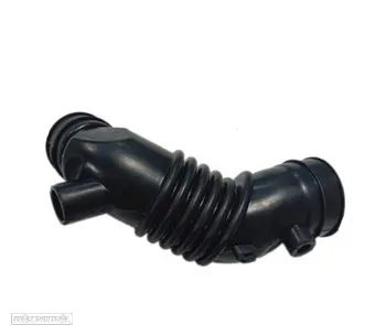 Tubo de borracha da admissão Toyota Hilux KUN15 KUN25 17881-0L051 - 1