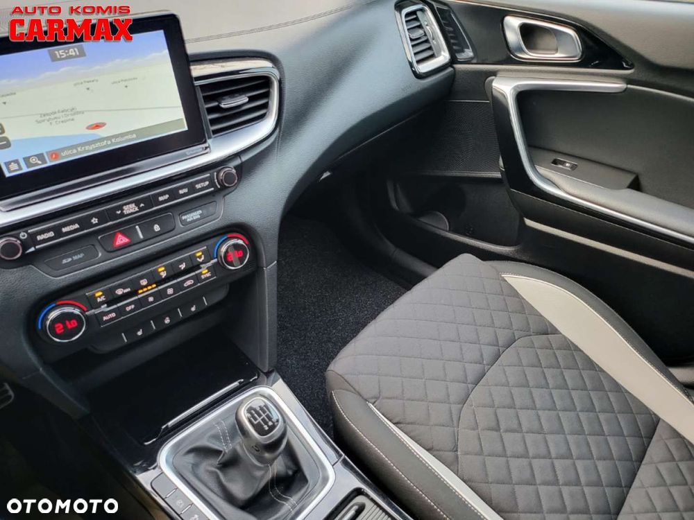 Kia ProCeed 1.6 CRDi SCR GT LINE - 26