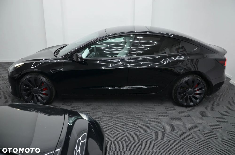 Tesla Model 3 Langstreckenbatterie Allradantrieb Dual Motor Performance - 5