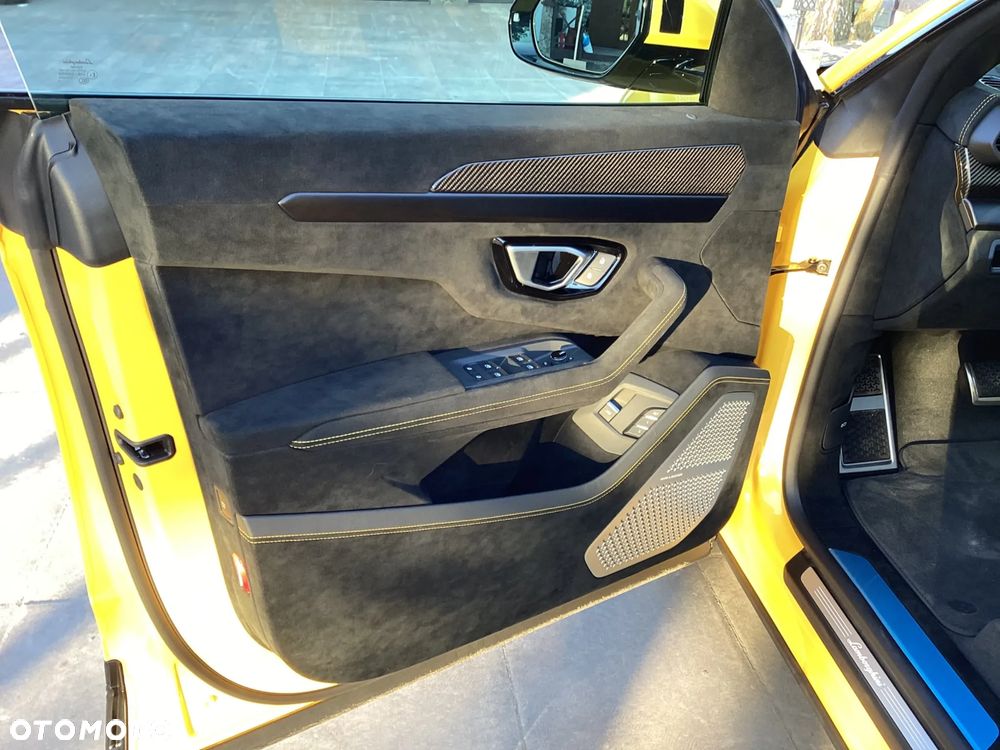 Lamborghini Urus - 9