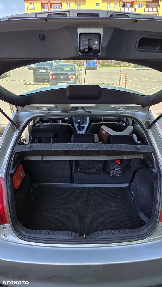 Toyota Auris 2.0 D-4D - 8