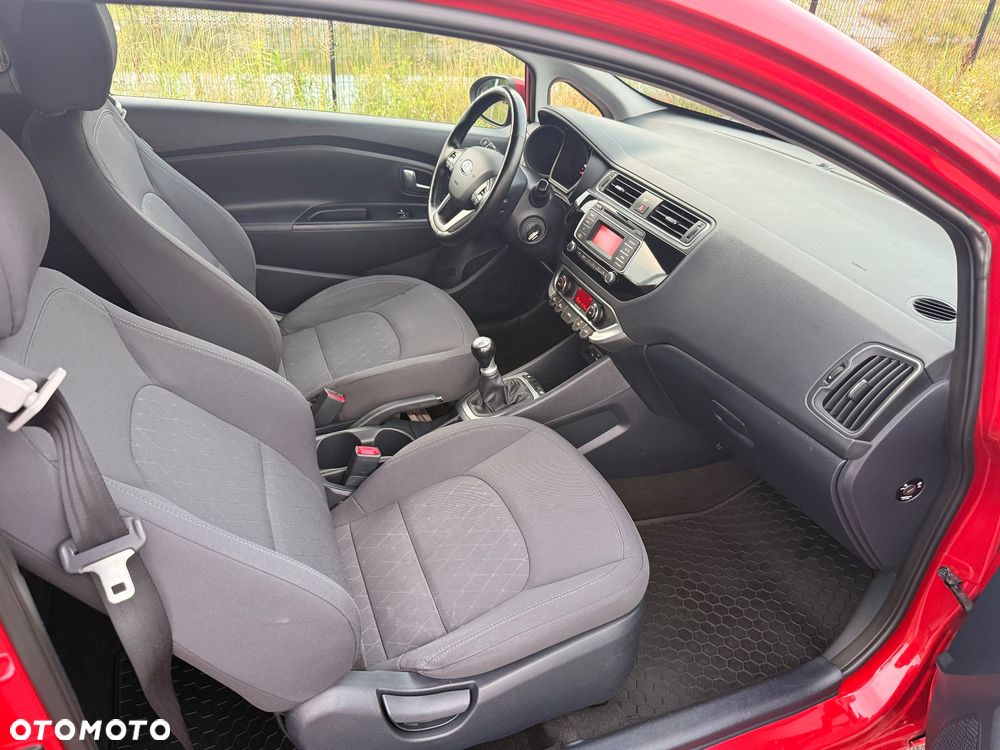 Kia Rio 1.2 L - 20