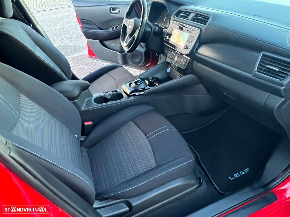 Nissan Leaf Tekna Two Tone - 14
