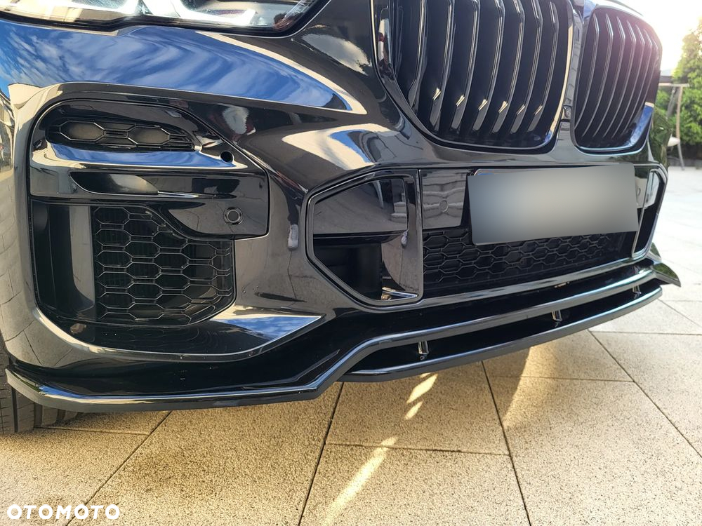 BMW X5 M M50i - 22