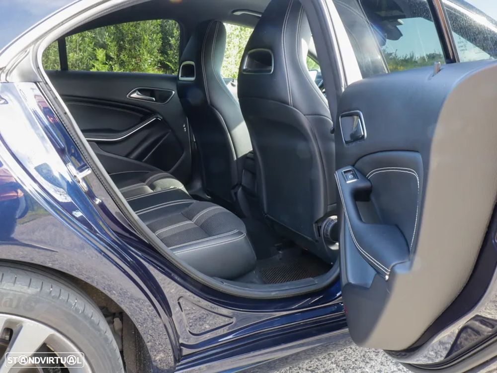 Mercedes-Benz CLA 180 - 17