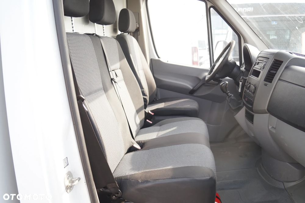 Mercedes-Benz Sprinter - 22