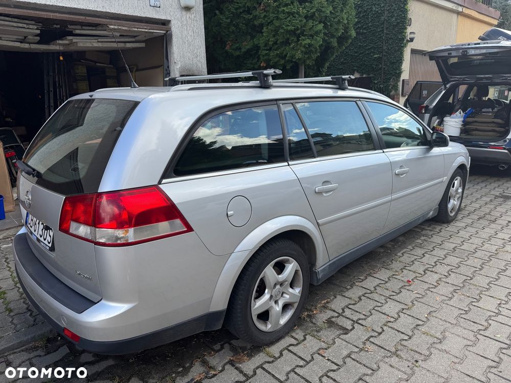 Opel Vectra 1.9 CDTI - 2