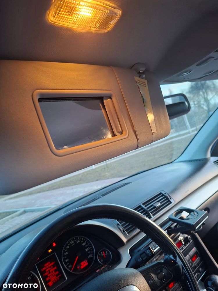 Audi A4 Avant 2.0 Multitronic - 32