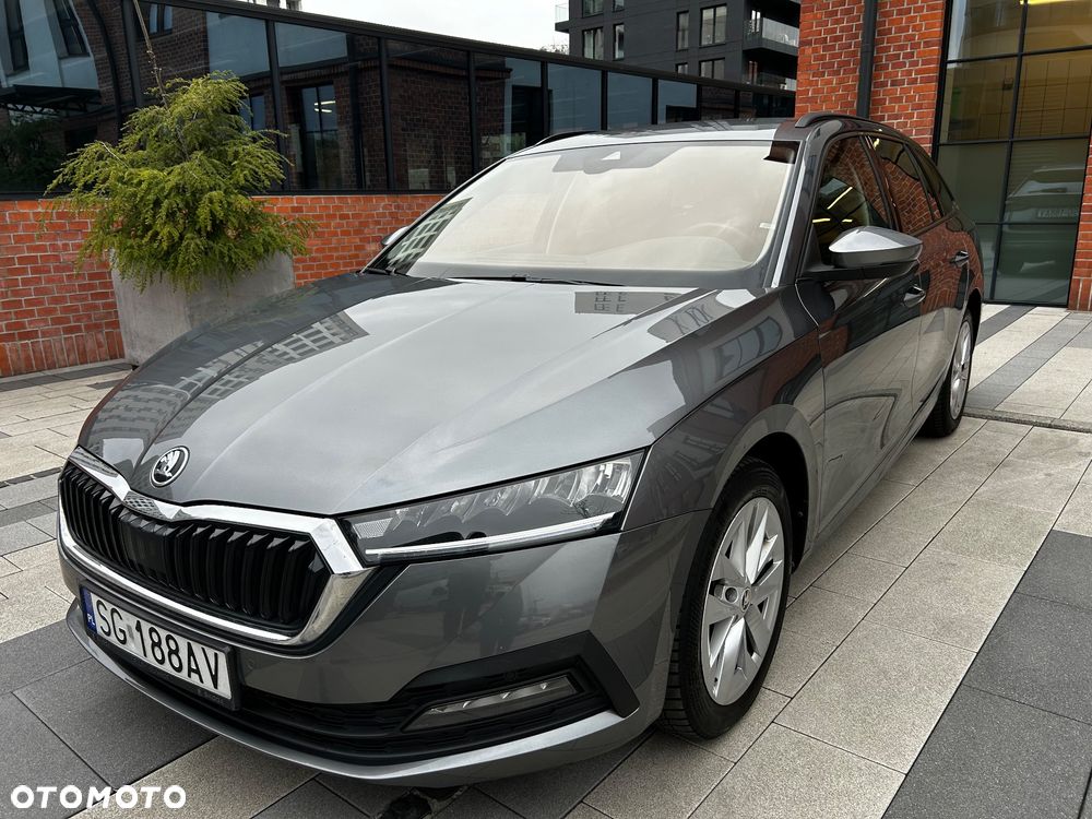 Skoda Octavia 2.0 TDI Ambition DSG - 8