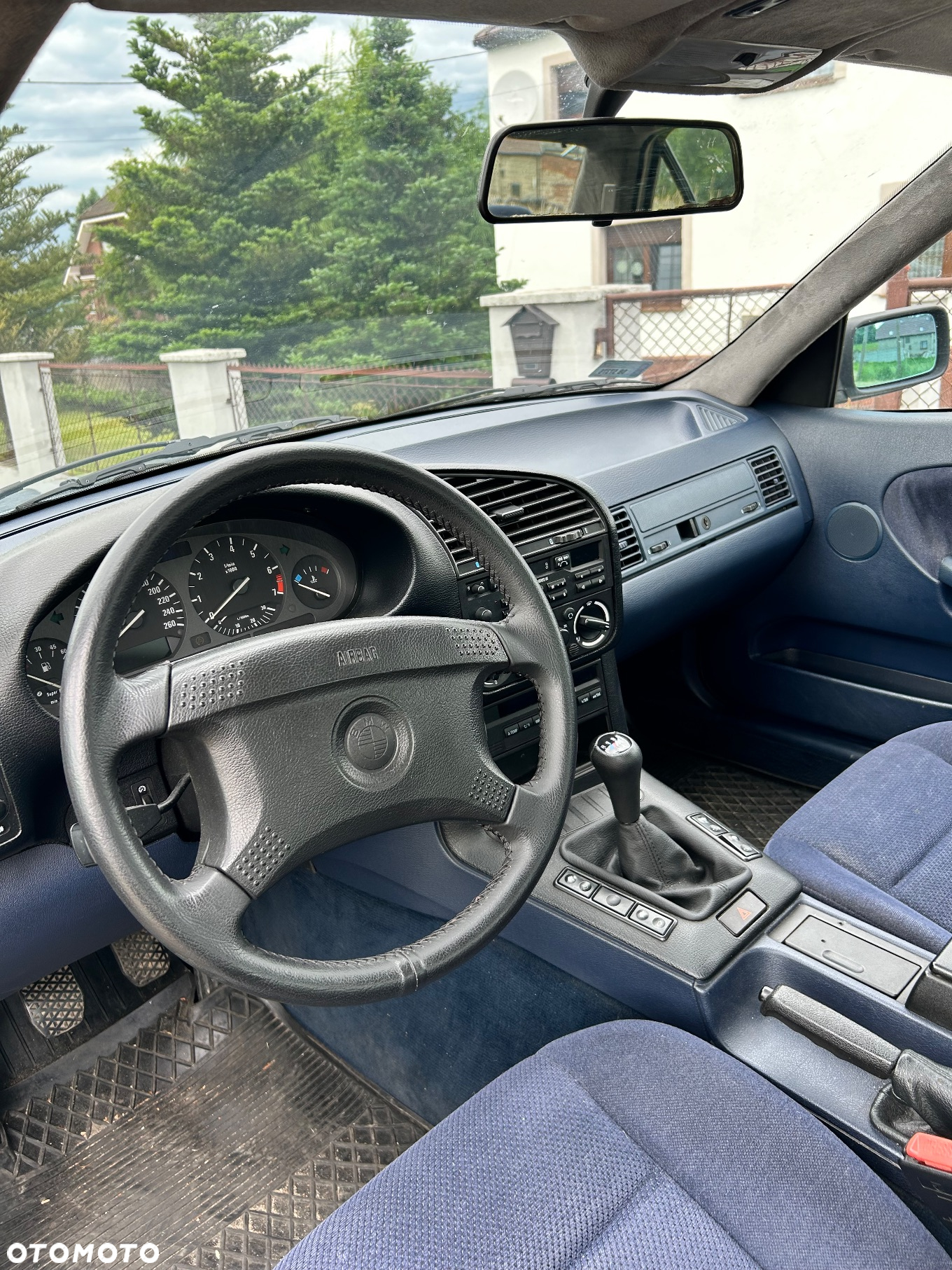 BMW Seria 3 320i - 14